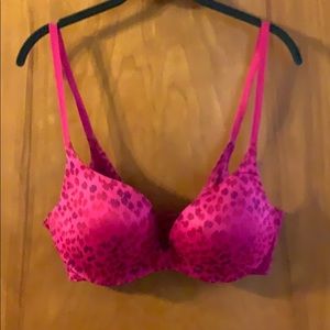 Victoria’s Secret 36D pink leopard push up bra